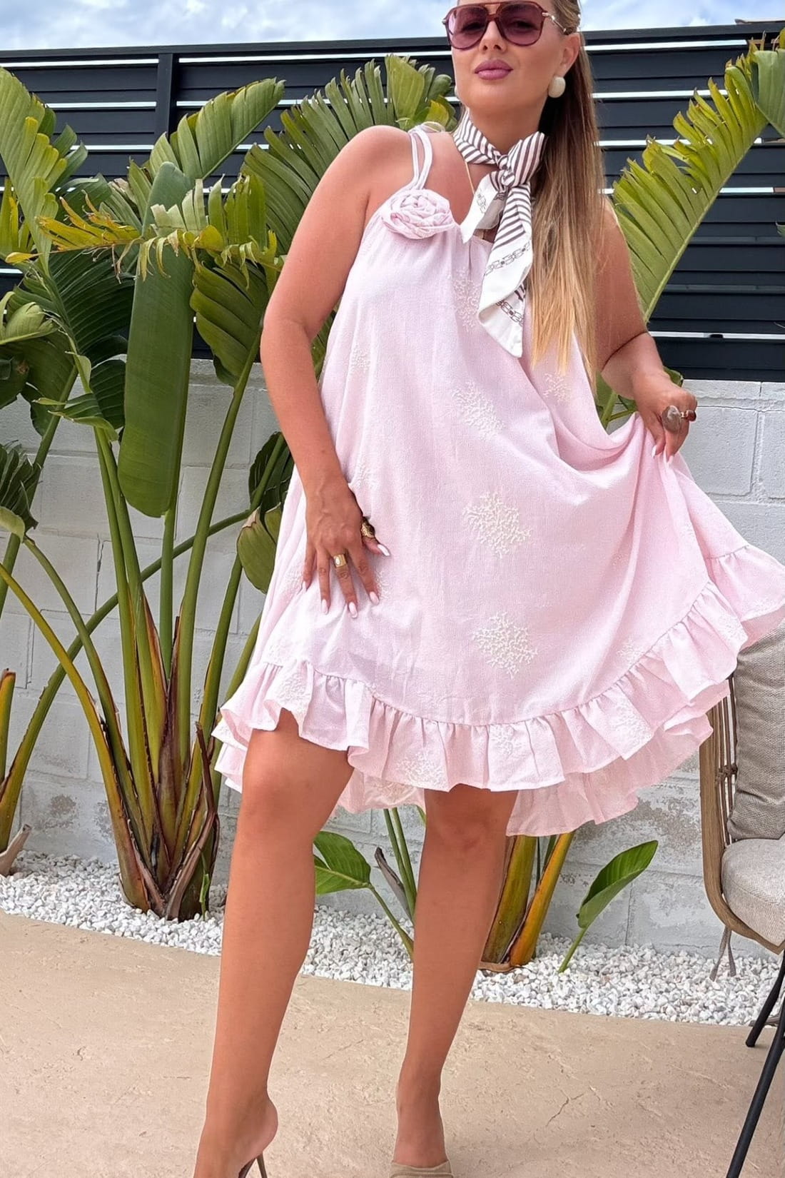 8a74ec26-683c-4be6-8ced-e392e8020466-1_all_15383.jpg